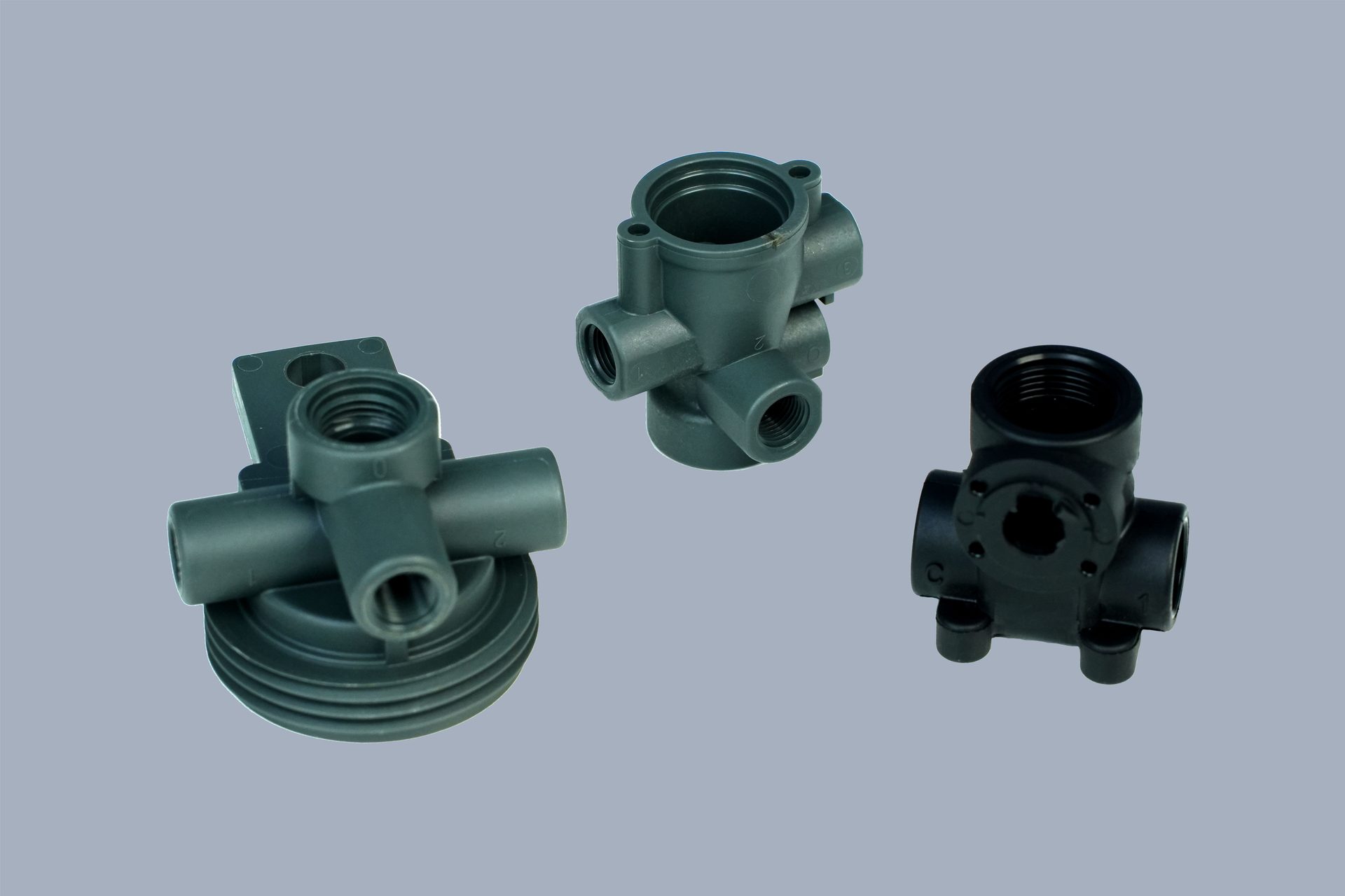 Unscrewing molded threaded parts