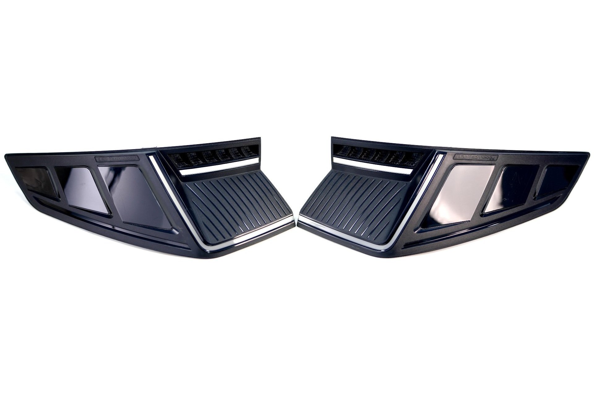 Rear Bumper Corner Panel