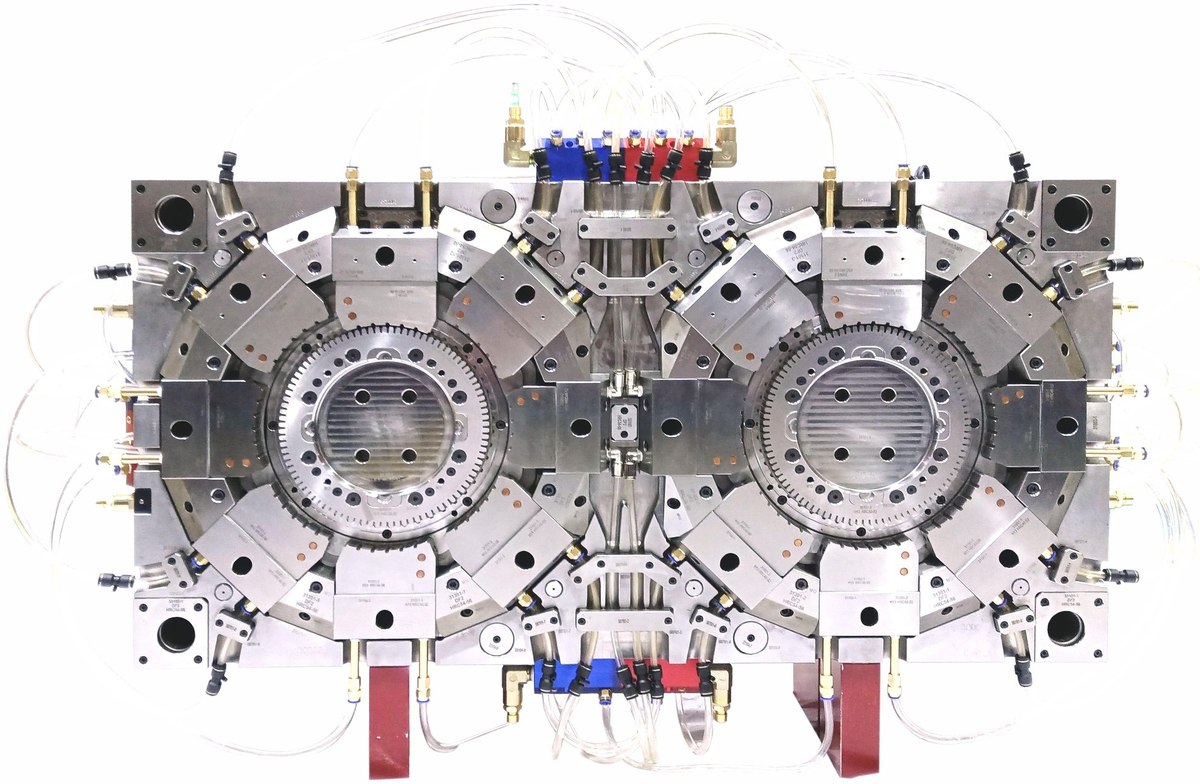 Precision injection mold with hot runner system